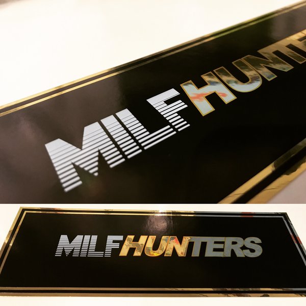 MILF HUNTER ✨ Decal